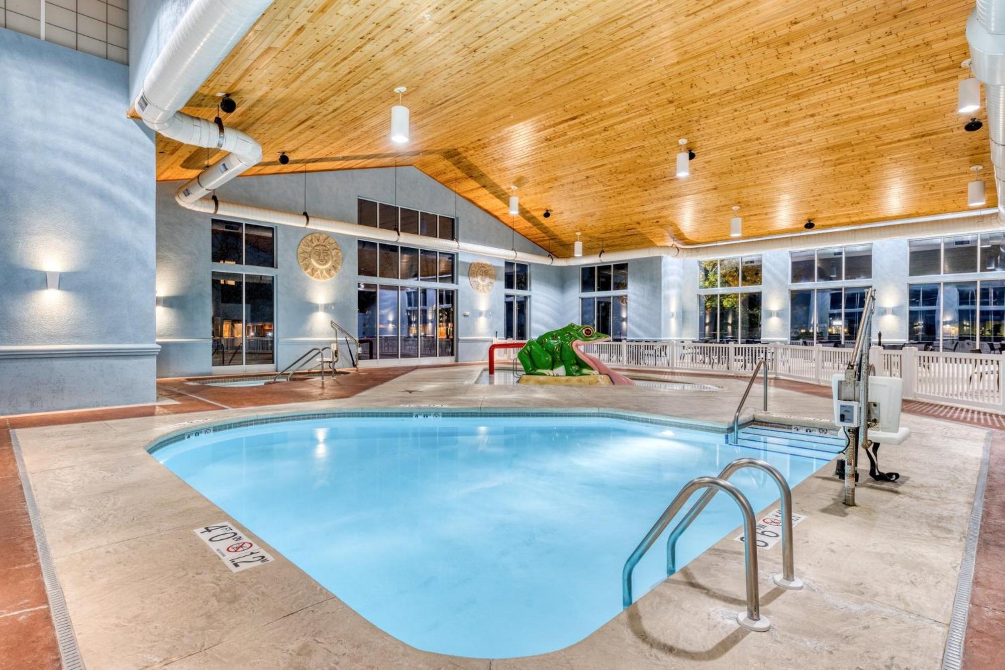 Holiday Inn Express & Suites - Green Bay East By Ihg Luaran gambar